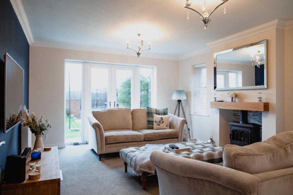 Comfortable shared living space at Aldercrest Meadow